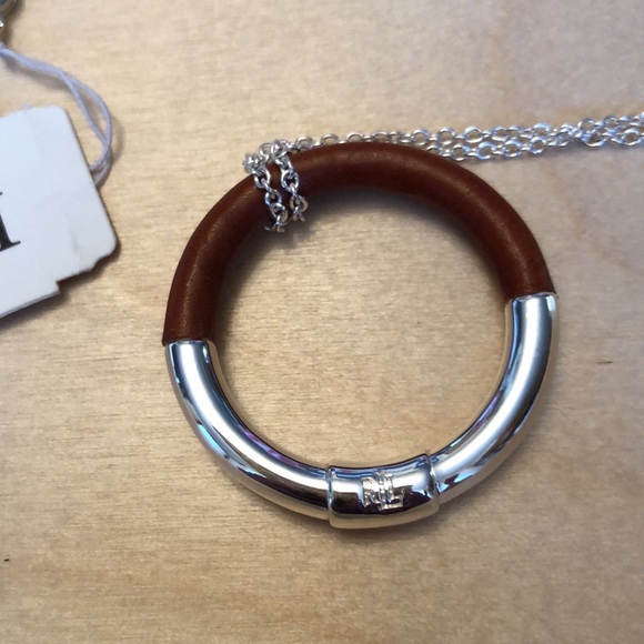 Lauren Ralph Lauren Silver Tone Leather Wrapped Circle Pendant Necklace NWT - Picture 10 of 12